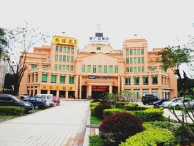 Borrman Hotel