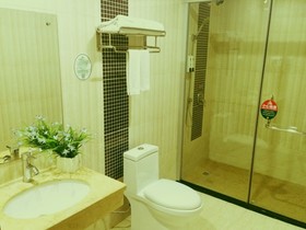 GreenTree Alliance Shenzhen Fanshen Metro Station Hotel