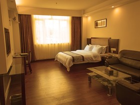 GreenTree Alliance Shenzhen Fanshen Metro Station Hotel