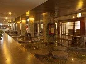 GreenTree Alliance Shenzhen Fanshen Metro Station Hotel