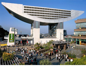 Hotel Skycity