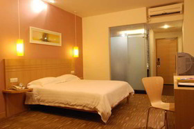City Inn Bao An Chuang Ye Lu