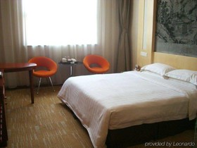 Golden Palace Hotel