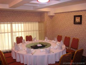 Golden Palace Hotel