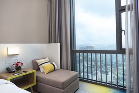 Holiday Inn Express Shenzhen Songgang
