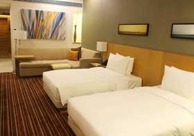 Hyatt Place Shenzhen Airport