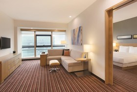 Hyatt Place Shenzhen Airport
