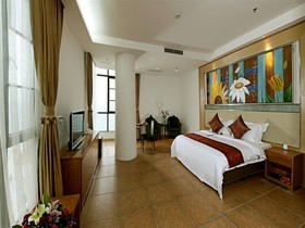 Shenzhen Xichong Yuerongwan Workers Resort