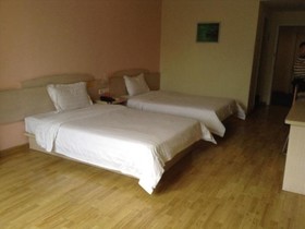 7 Days Inn Free Trade District Branch