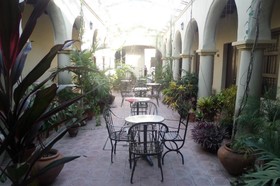 Hotel E La Avellaneda