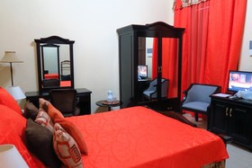 Hotel E La Avellaneda