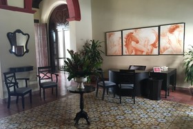 Hotel E La Avellaneda