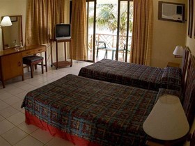 Hotel Oasis