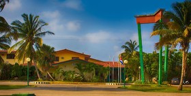 Hotel Oasis