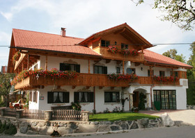 Holzerhof Ferienwohnungen & Wellness