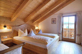 Holzerhof Ferienwohnungen & Wellness