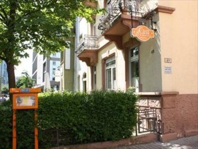 aCasa Bed & Breakfast