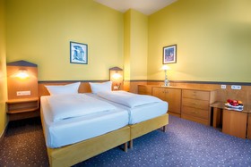 Plaza Hotel & Living Frankfurt
