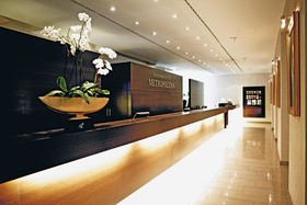 Metropolitan Hotel by Flemings