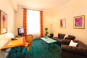 Star-Apart Hansa Hotel