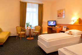 Star-Apart Hansa Hotel