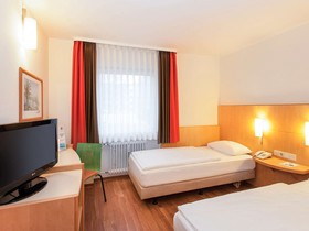 Saar City Hotel