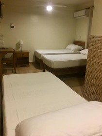 Aparta Hotel Yamili