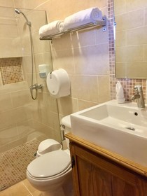 Aparta Hotel Yamili