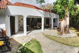 B&B Pavillion