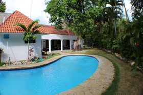 B&B Pavillion