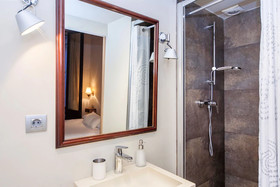 Barna House B&B