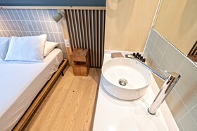 Gòtic by The 5ve Soul