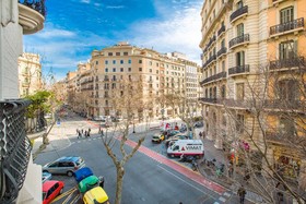 No 335 The Streets Apartments Barcelona