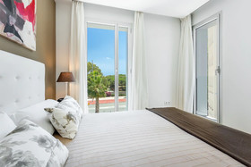 Urban Districs Apartments Rambla Suite & Pool