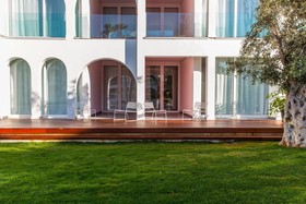 Ebano Hotel Apartments & Spa