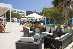 Aparthotel Puerto Cala Vadella