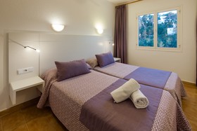 Aparthotel Puerto Cala Vadella