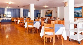 Aparthotel Puerto Cala Vadella