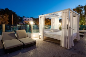 Aparthotel Puerto Cala Vadella