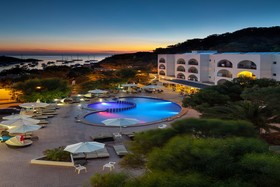 Aparthotel Puerto Cala Vadella