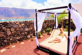 Evita Beach Apartamentos