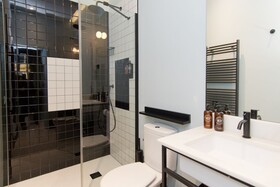 Amor de Dios 17 Boutique Hotel