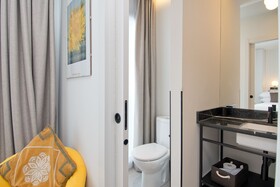 Amor de Dios 17 Boutique Hotel