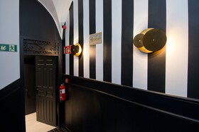 Amor de Dios 17 Boutique Hotel