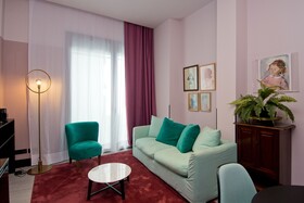 Amor de Dios 17 Boutique Hotel