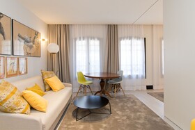 Amor de Dios 17 Boutique Hotel