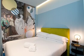 Amor de Dios 17 Boutique Hotel