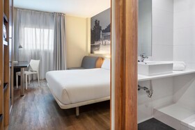 B&B Hotel Madrid Aeropuerto T1-T2-T3
