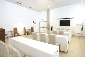 B&B Hotel Logroño Las Cañas