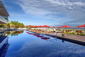 Hilton Fiji Beach Resort & Spa